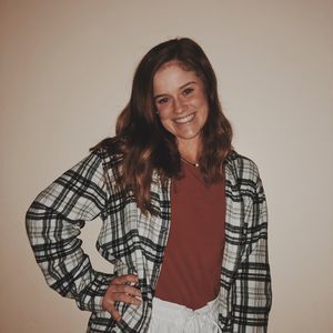 Meet your Posher, Kayla